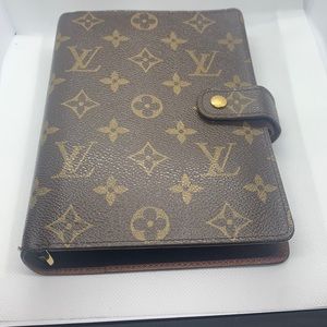 Louis Vuttion MM Planner